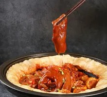 Braised Pork Shank Pot