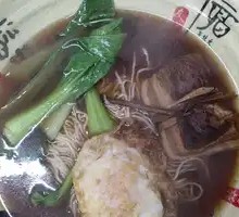 Special Braised Pork Noodles