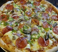 Ultimate Classic Pizza