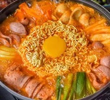 Traditional部队火锅