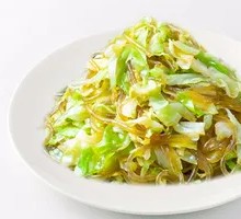 Stir-fried Noodles with Cabbage