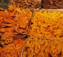 Spicy Boneless Duck Feet