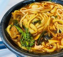 Classic Original Flavor Potatoes Noodles in Clay Pot