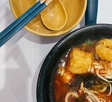 Spicy Potatoes Noodles in Clay Pot