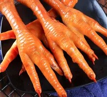 Spicy Braised Chicken Feet