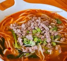 Tomato Beef Rice Noodles