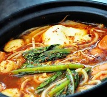 Crispy Bone Meatballs Rice Noodles