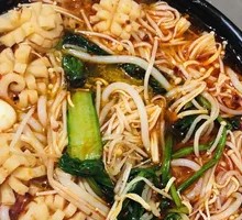 Osmanthus Sausage Hot Pot Rice Noodles