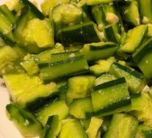 Garlic Cucumber Salad