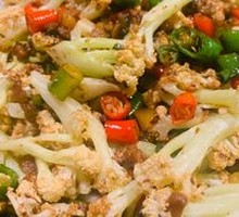 Spicy Stir-Fried Organic Cauliflower