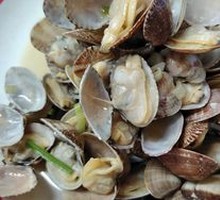 Spicy Stir-Fried Clams