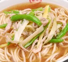Bell Pepper and Pork Noodles