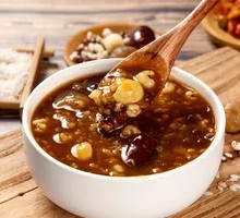 Health-Preserving Eight Treasure Porridge