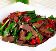 Leek and Lamb Blood Stir-fry