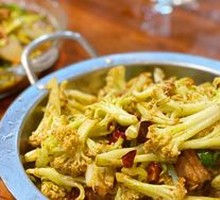 Spicy Stir-Fried Organic Cauliflower