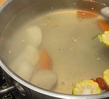 Beef Bone Clear Soup Pot