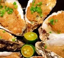 Garlic Steamed Oysters