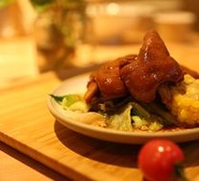 Signature Pig Trotter Rice Bowl