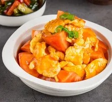 Tomato and Egg Stir-Fry