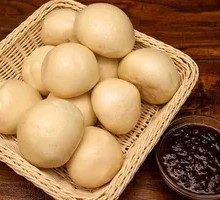 Ming Man Tian Xia Steamed Buns