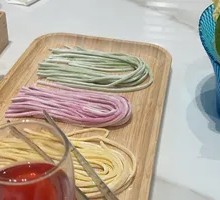 Nutritious Vegetable Three-Color Noodles