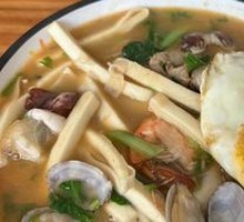 Fresh Meat and Seafood Stew Pancake