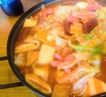 Military Rice Cake Hot Pot