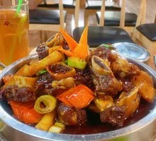 Korean Braised Beef Steak Pot