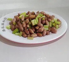 Celery with Peanut