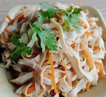 Stir-fried Tofu Skin Salad