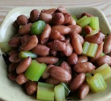 Braised Peanuts