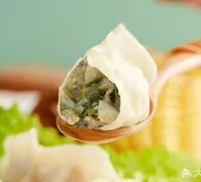 Pork and Napa Cabbage Dumplings