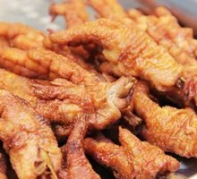 Braised Chicken Feet with Tiger Skin