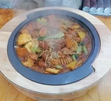 Sichuan Pepper Chicken Leg Pot-in-Pot