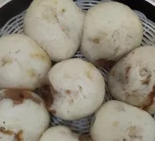 Bean and Pork Soup Dumplings