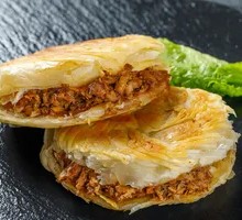 Fatty and Lean Steamed Bun