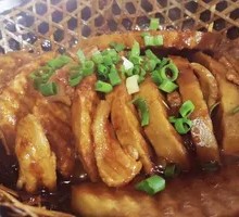 Braised Taro in Clay Pot