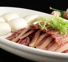 Steamed Pig's Head Meat