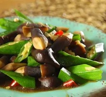 Chicken Mushroom Stir-fried with Okra