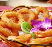 Signature Crispy Onion Rings