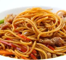 黑椒牛柳炒意粉