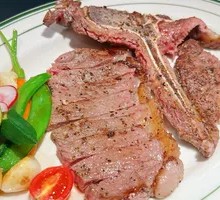 350g Australian T-Bone Steak