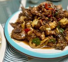 Stir-Fried Chicken Dumplings