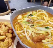 Family Feast Hot Noodle Salad