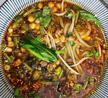 Sour and Spicy Pork Noodles