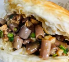 Minced Pork with Sea Cucumber Membrane