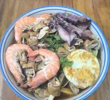 Beef and Intestine Stew with Flatbread