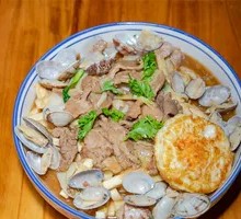 Fresh Meat and Clam Stew Pancake