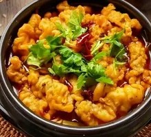 Braised Pork Belly in Clay Pot