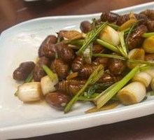 Dry-Fried Silkworm Pupae